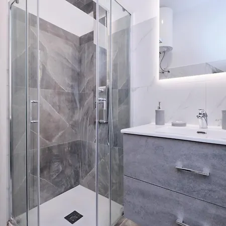 아파트 Rentalpro - Basilica Di San Paolo - Modern Flat Near The Centre *